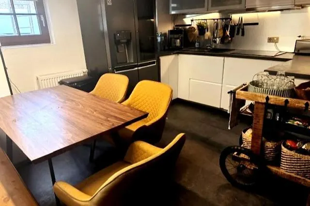 Hinterhaus Im Elbhang In Zw, Loschwitz Und Pillnitz - Saechsische Schweiz * Drážďany