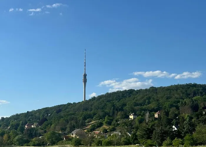 Hinterhaus Im Elbhang In Zw, Loschwitz Und Pillnitz - Saechsische Schweiz * Dresda