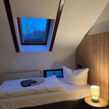 Apartamento Hinterhaus Im Elbhang In Zw, Loschwitz Und Pillnitz - Saechsische Schweiz