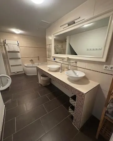 Apartament Hinterhaus Im Elbhang In Zw, Loschwitz Und Pillnitz - Saechsische Schweiz Drezno